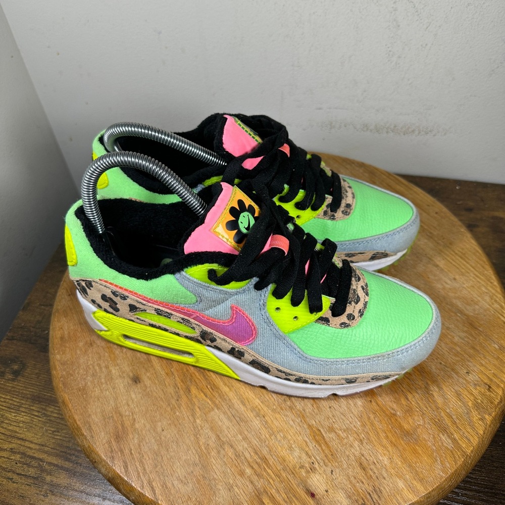 Nike Air Max 90 LX Illusion Green Sunset Pulse Leopard CW3499-300 Womens 7.5